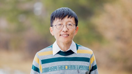 How a Chinese-Born Research Scientist Became a Daring Online Evangelist