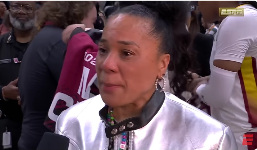 South Carolina coach Dawn Staley praises God for championship win after atheist group’s complaint