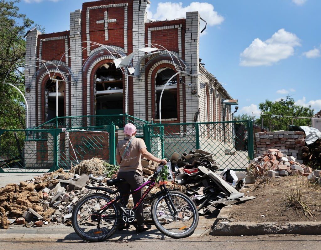 ‘God uses evil’: More Ukrainians requesting Bibles in native language, sharing Gospel as war rages