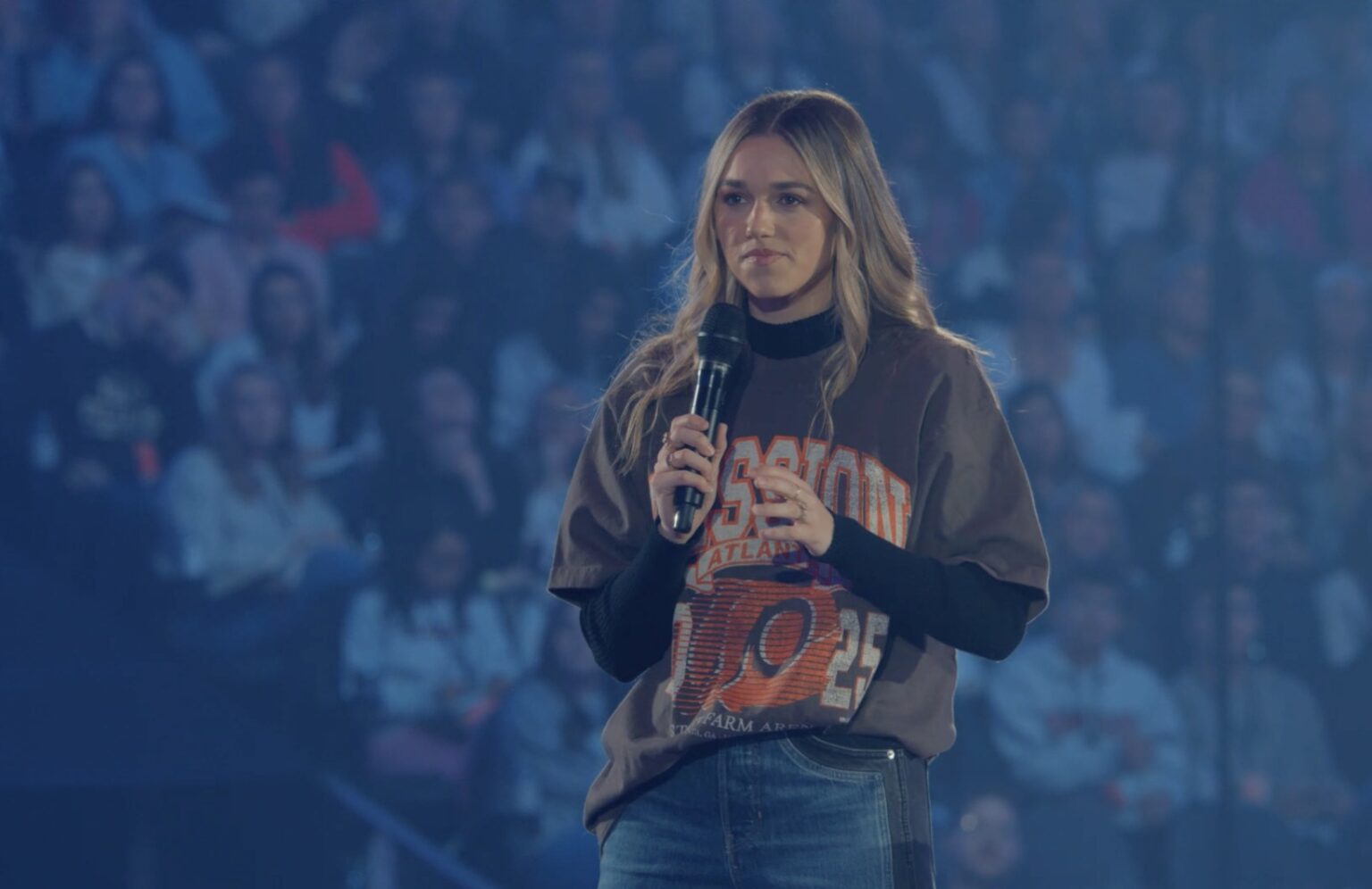 Passion 2025: Sadie Robertson Huff warns against spiritual complacency, calls out sin