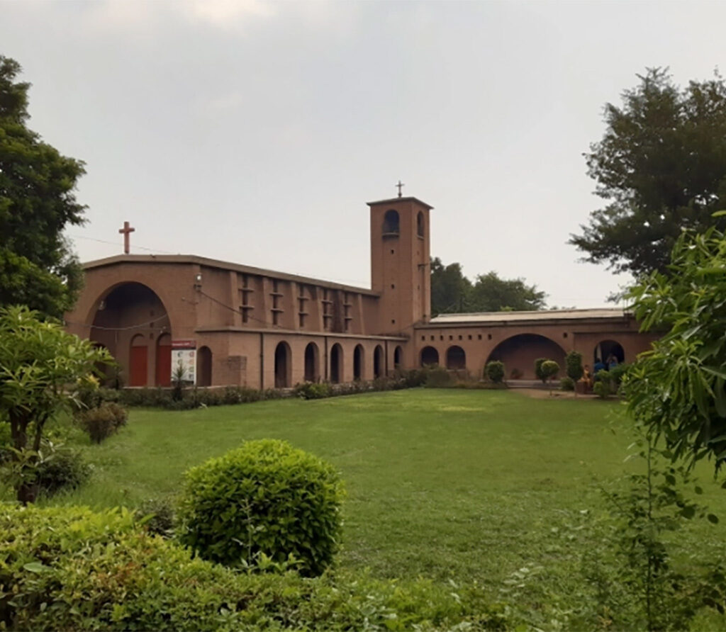 Pakistan’s oldest seminary removes chairman amid accusations corruption