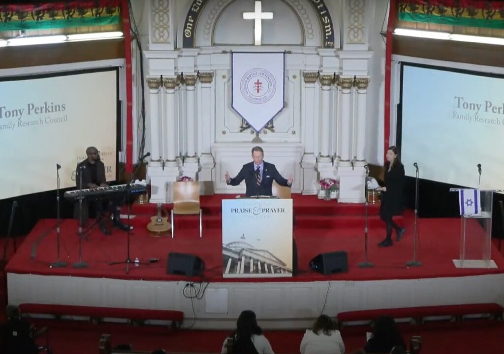 Christians gather in downtown DC to invoke God’s blessing on nation