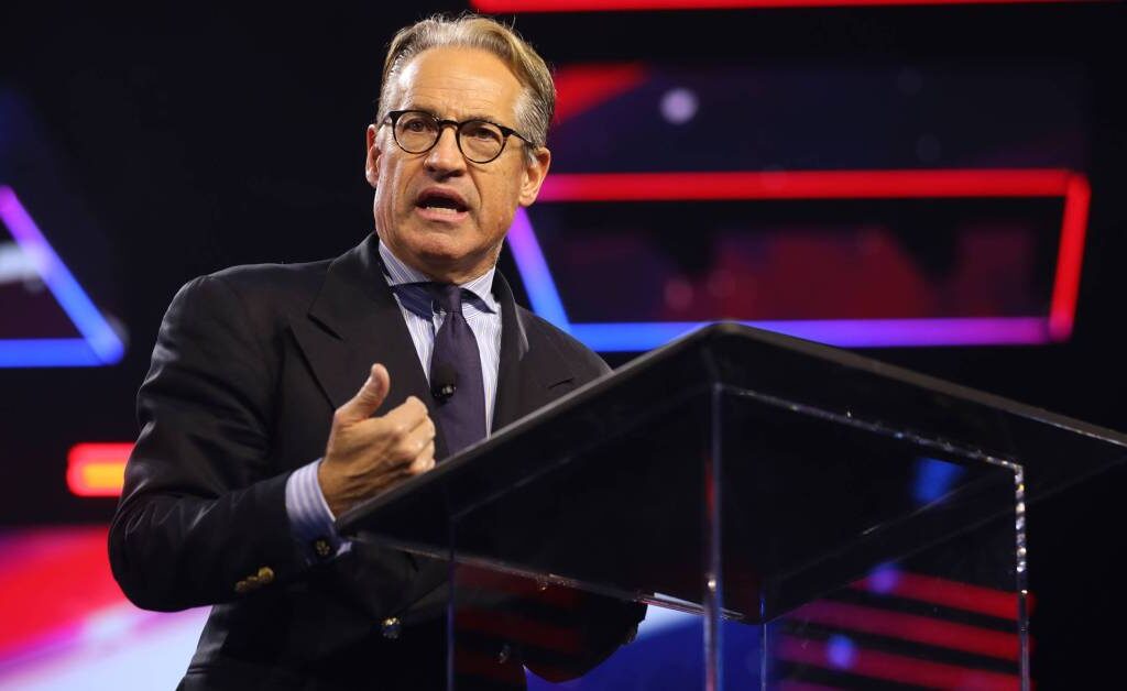 From the Manhattan Elite to MAGA Populism