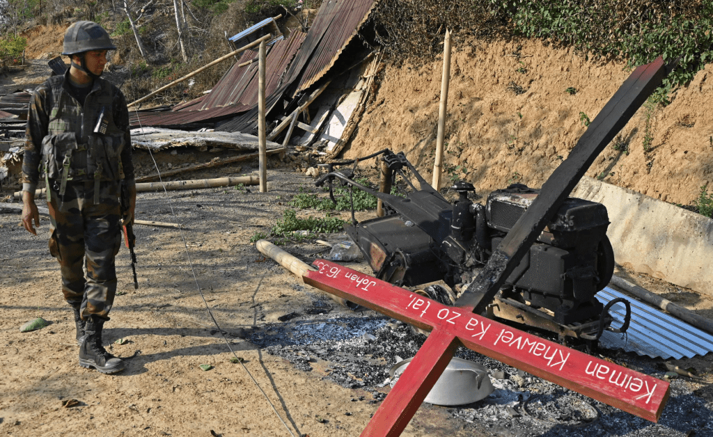 God’s 21st-Century Smugglers