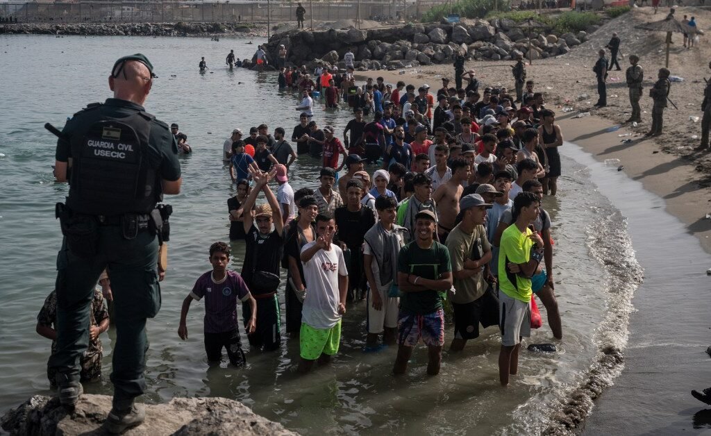 80,000 Migrants Came and Went. Ceuta Pastors Keep Serving.