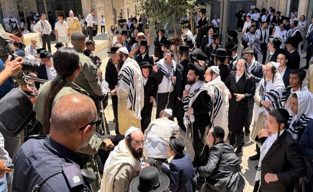 The Jews for Jesus Cafe Caught in a Battle Over the Sabbath